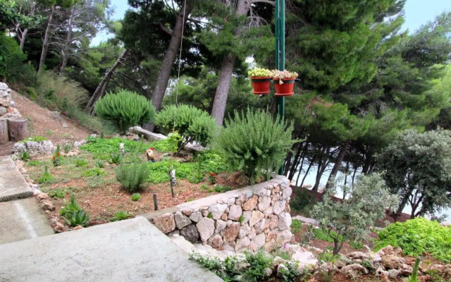Seaside holiday house Nemira, Omis - 9504