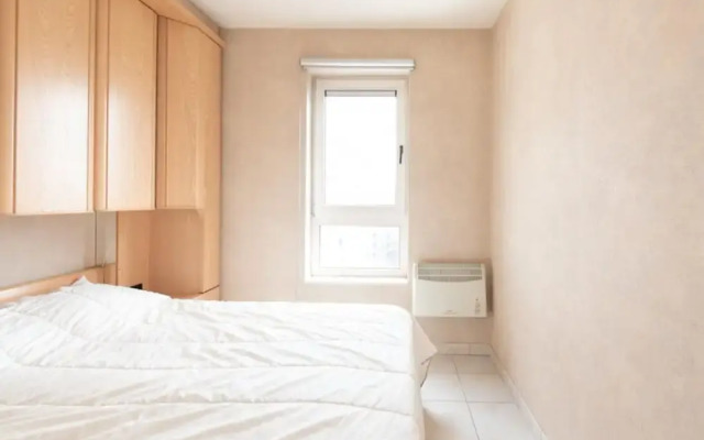 Apartment With Terrace and sea View in Mariakerke