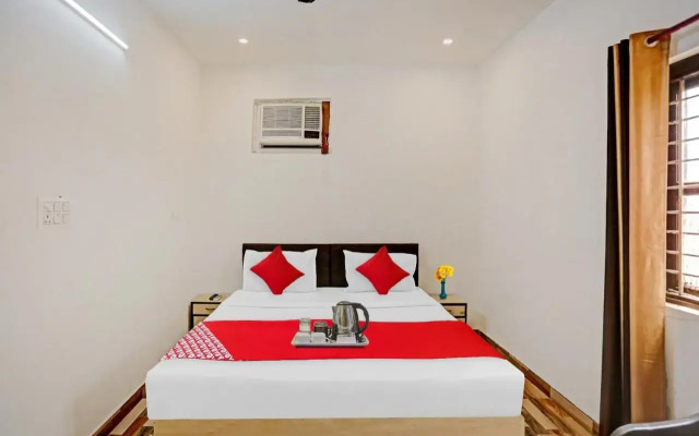 OYO Hotel Nirvan Near Jahangirpuri Metro Station