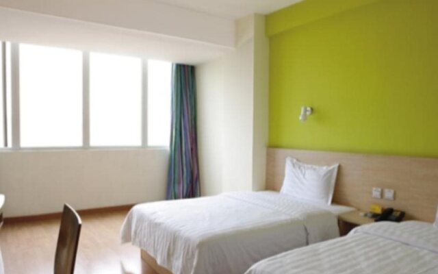 7 Days Inn Guangzhou - Jingxi Nanfang Hospital Station Branch