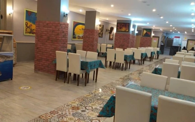 Santana Hotel