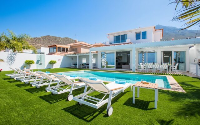 Villa Valentina Ocean View Heated Pool