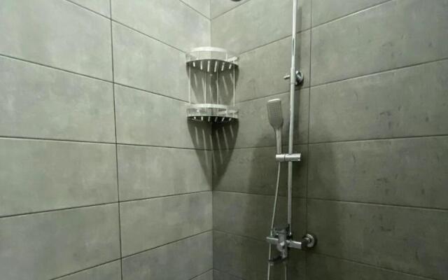 Sapphire Hotel
