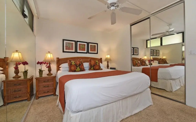 Papakea #e207 1 Bedroom Condo by RedAwning