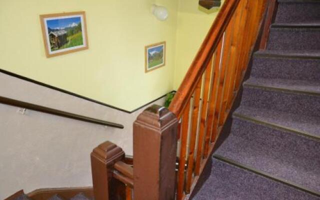Hostel A Penzion Fortuna