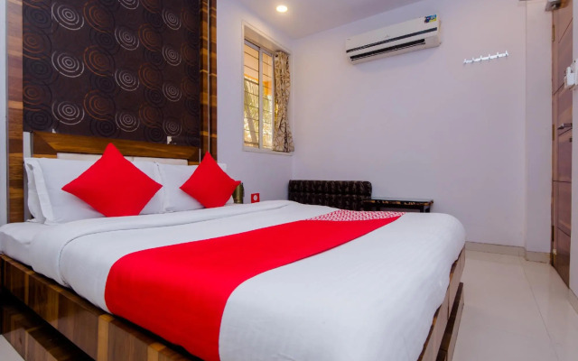 OYO 408 Vile Parle