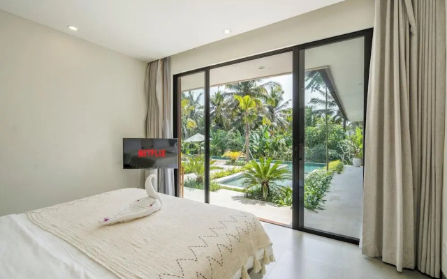 Villa The Kayu by GORO