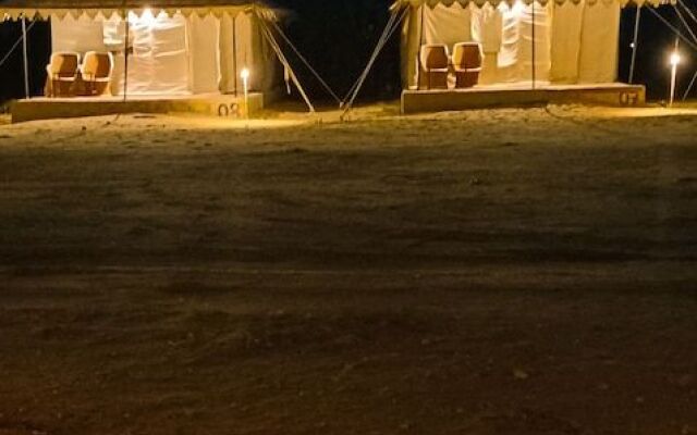 Amazing Desert Camp