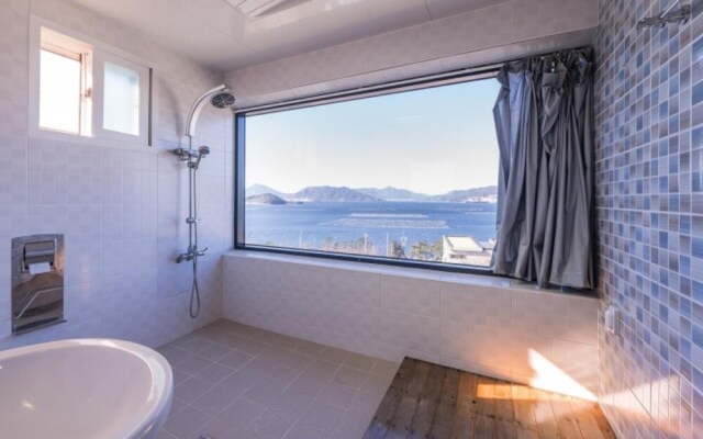 Geojedo Sea and Pool Villa