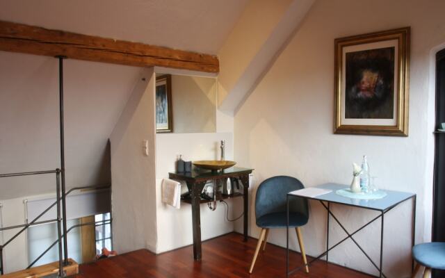 Art-be-and-b Bed and Breakfast