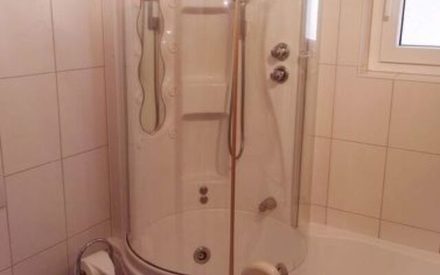 Apartment Falke Andriano