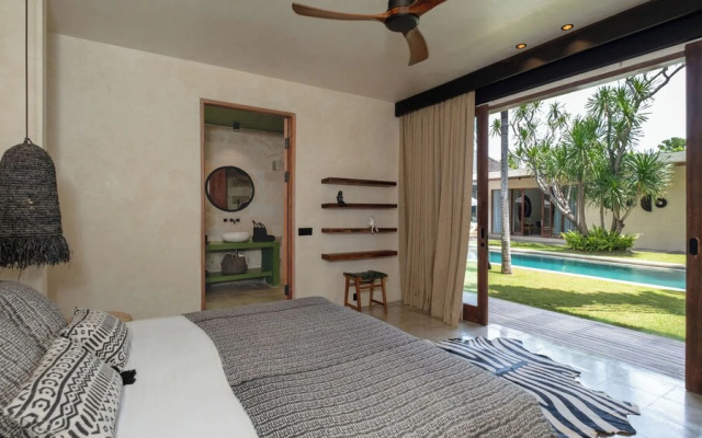 Villa Dreamer by Villa Finder