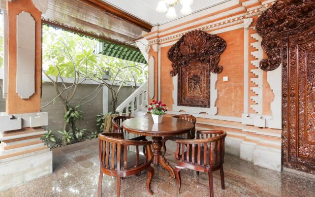 OYO 4003 Ceria Guesthouse SeminyakNearSeminyak Beach