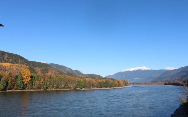 Copper River Motel