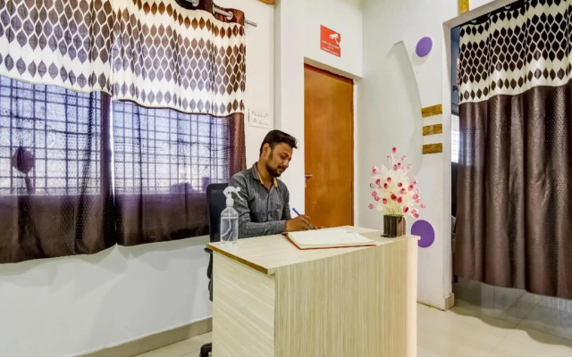 The Highway Inn by OYO Rooms