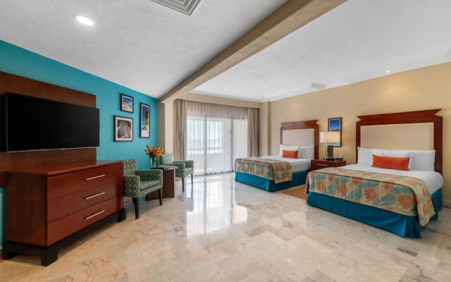 Wyndham Grand Cancun All Inclusive Resort & Villas