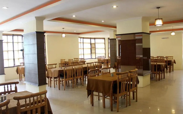 Hotel Imperial Palace