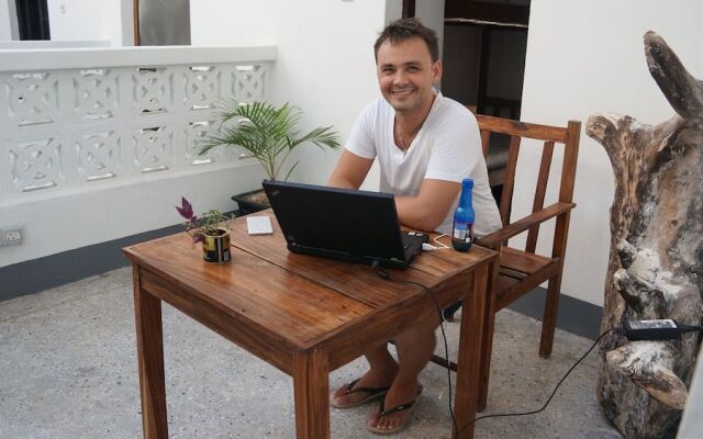 zLife Hostel