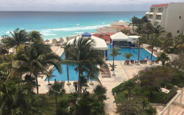 Solymar Cancun Condos