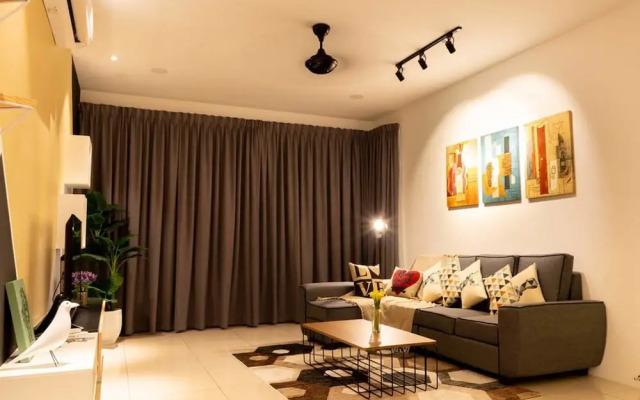 Southwest Designer's Suite by D Imperio Homestay