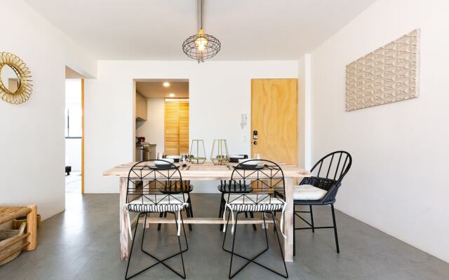2br 2ba Romita Casa! Hi Tech & Super Modern!