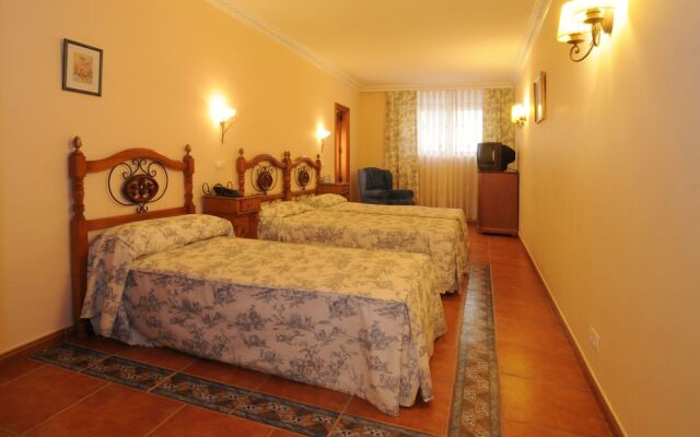 Hostal Santo Domingo de Silos