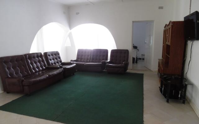 Mayo Cottage 3Bedrooms Greendale
