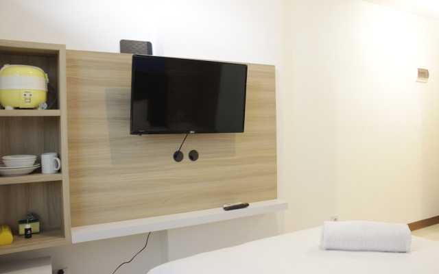 Pleasant Studio Semi Apartment at The Lodge Paskal near BINUS University – Guest Rooms – Bandung