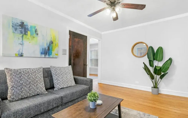 Vibrant 1BR Apt - Mfield N3