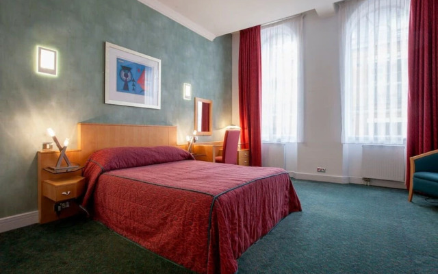 Ideally Located Convenient City Centre Studio Apartment