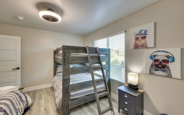 Scottsdale Oasis w/ Pool & Putting Green!