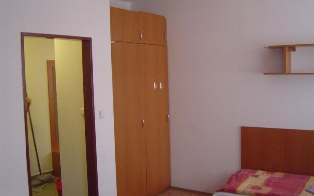 kolej Jarov I. C