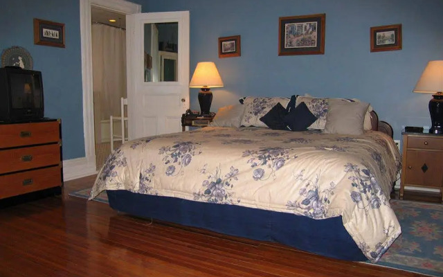Cedars and Beeches Bed & Breakfast Inn