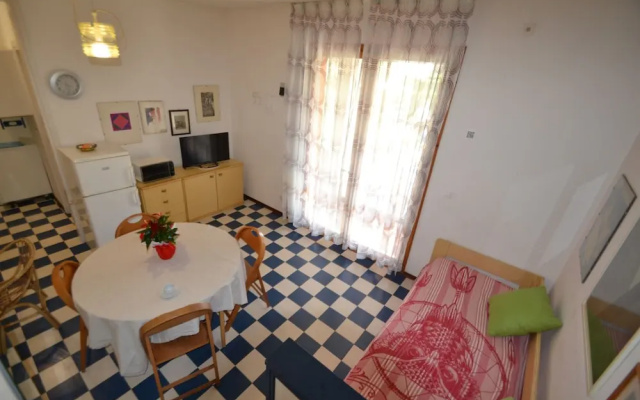 Comfortable Flat With Private Garden