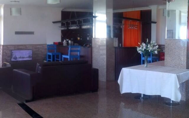 Deniz Otel