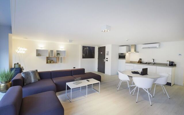 "DE BANK" - Hotel Apartments