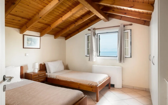 Four-Bedroom Villa Alexandros