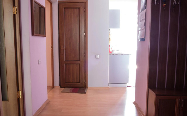 Hanrapetutyan Apartment