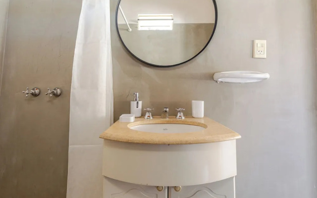 FLIPHAUS Wine Country Erlich