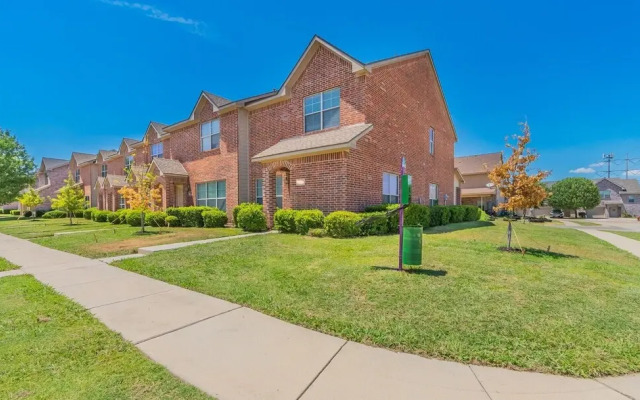 Luxury Townhome Collection GrandPrairie