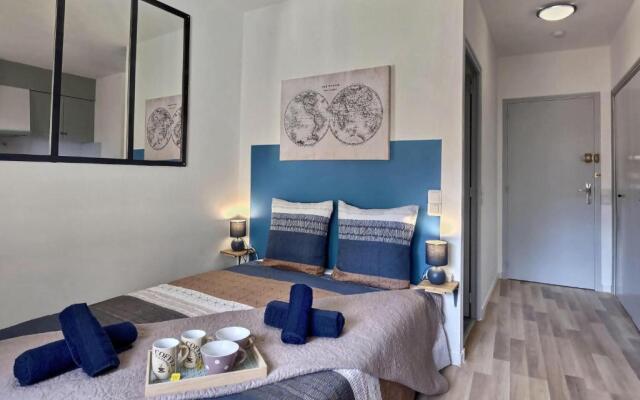 Studio vue sur le clocher, au calme Moustiers #3