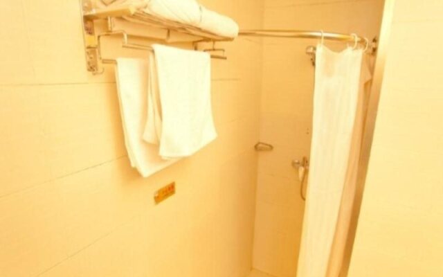 GreenTree Alliance Nanjing HanzhonGMEn Subway Station Hotel