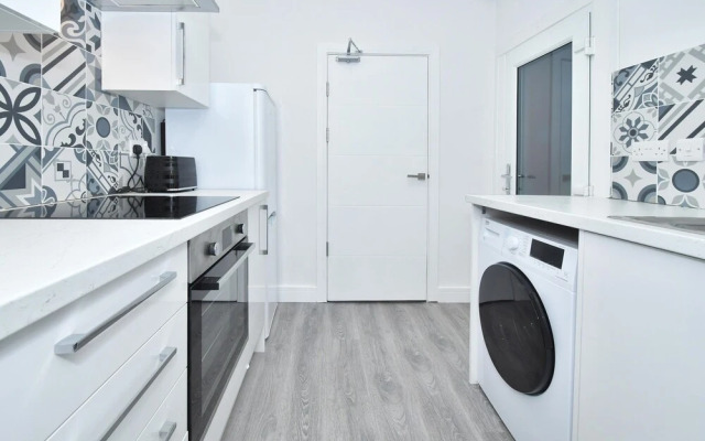 Townhouse @ 42 Minshull New Road Crewe