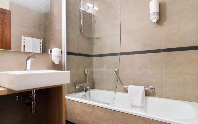 Hotel Silken Ordesa
