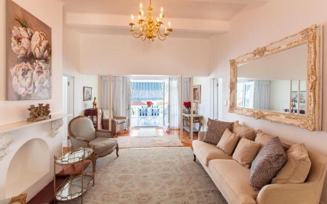 Villa on Camps Bay Drive