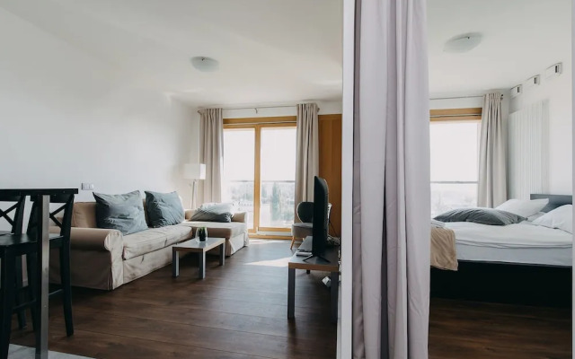ShortStayPoland Kolejowa - B10