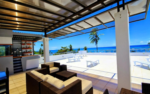 Bohol South Beach Hotel