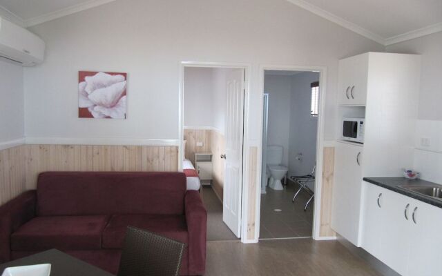 Tropical Beach Caravan Park