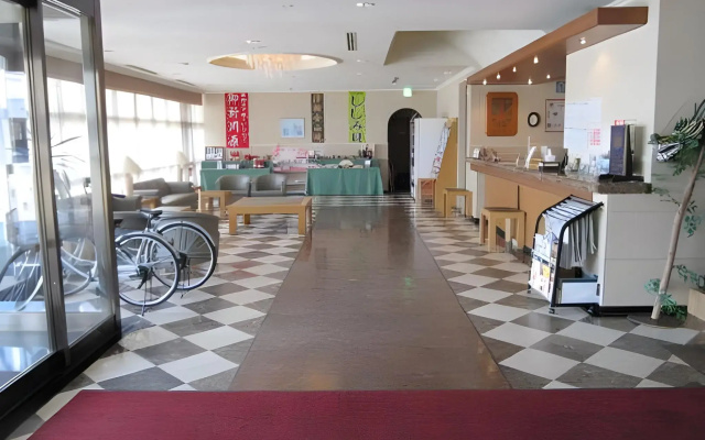 Hotel Sunroute Patio Goshogawara