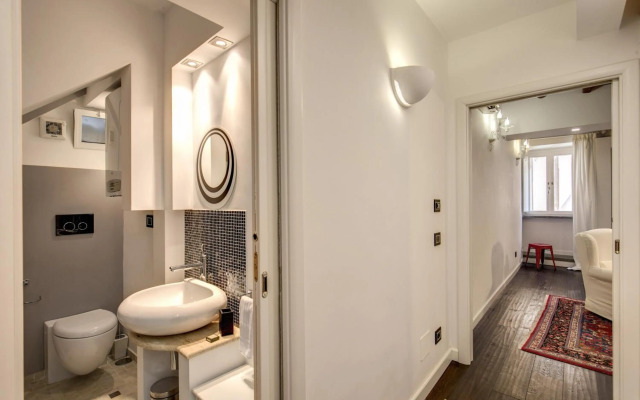 Campo de' Fiori Stylish White